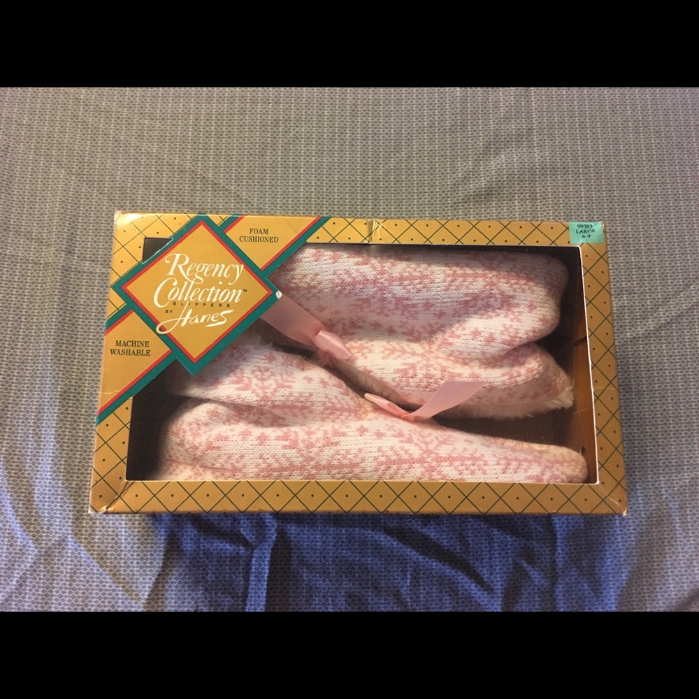 Hanes slippers size large 8-9